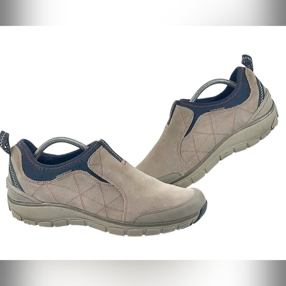 Clarks Shoes - CLARKS OUTDOOR - WAVEWALK - SLIP-ON HIKING SHOES - Women's Size 12 M